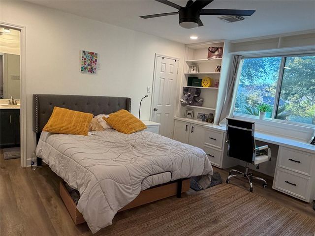 1602 Big Lake Drive, Houston, TX 77077