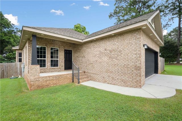 8156 Cheyenne Street N, Theodore, AL 36582