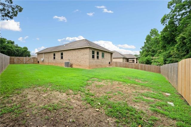 8156 Cheyenne Street N, Theodore, AL 36582
