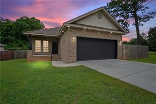 8156 Cheyenne Street N, Theodore, AL 36582