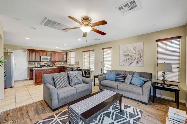 8944 Ryan Creek Avenue, Las Vegas, NV 89149