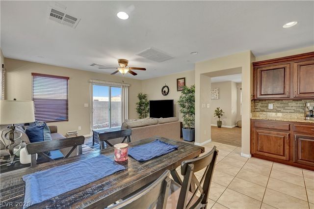 8944 Ryan Creek Avenue, Las Vegas, NV 89149