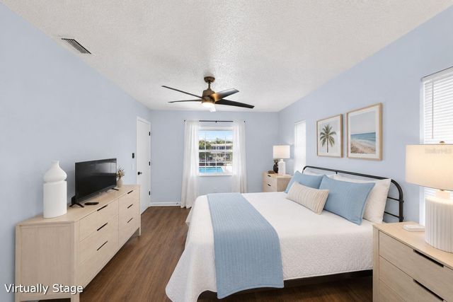 1433 SE 28TH TERRACE, Cape Coral, FL 33904