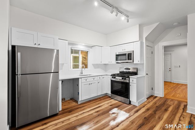 31 Batter Terrace, New Haven, CT 06511