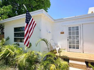 1124 18th Avenue N, Lake Worth, FL 33460