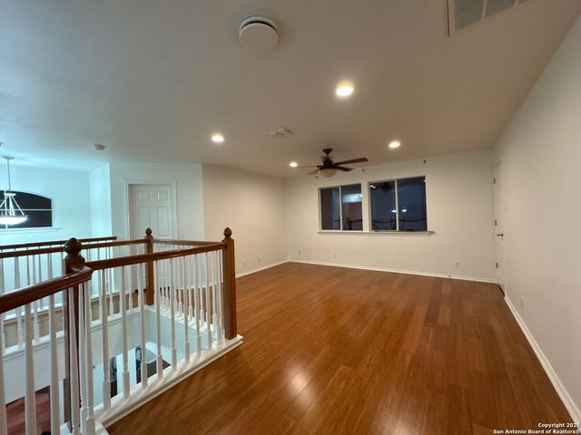 101 YEAGER CIR, Cibolo, TX 78108