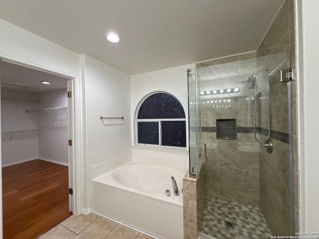101 YEAGER CIR, Cibolo, TX 78108
