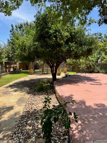 101 YEAGER CIR, Cibolo, TX 78108