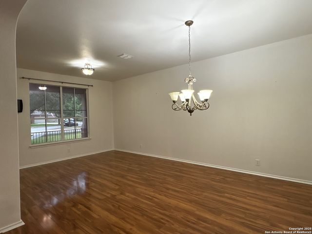 101 YEAGER CIR, Cibolo, TX 78108