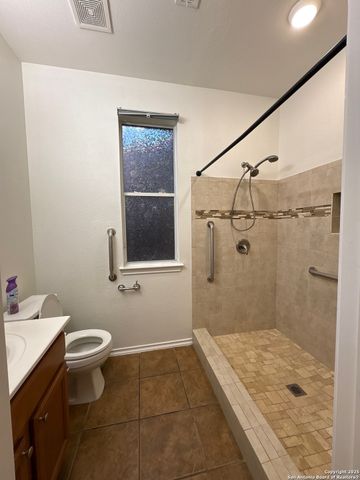 101 YEAGER CIR, Cibolo, TX 78108