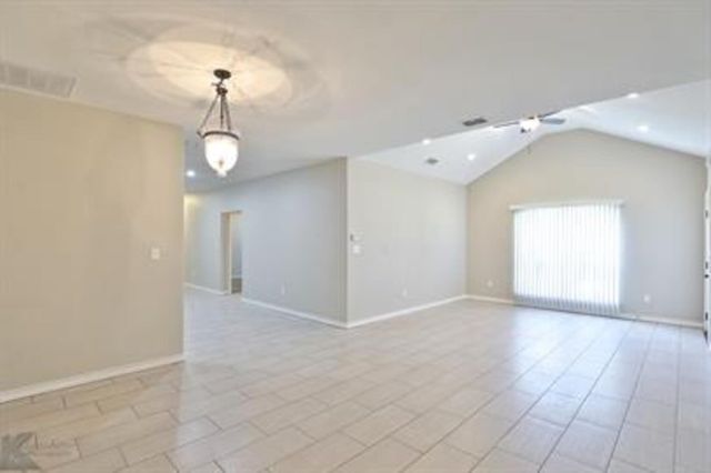 6021 Jennings Drive, Abilene, TX 79606