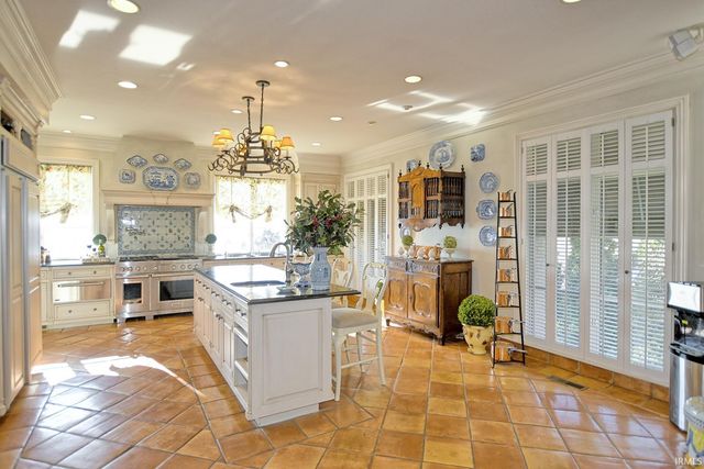 305 E Jennings Street, Newburgh, IN 47630