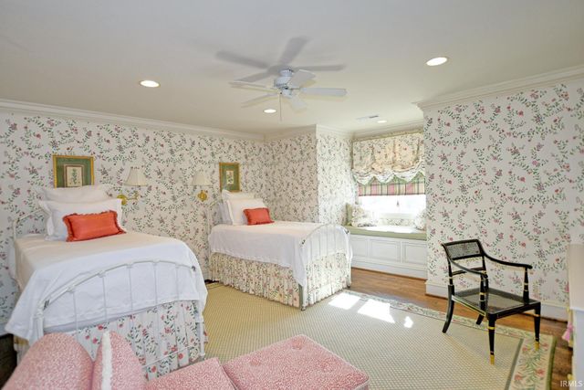 305 E Jennings Street, Newburgh, IN 47630