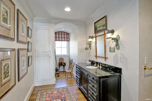 305 E Jennings Street, Newburgh, IN 47630