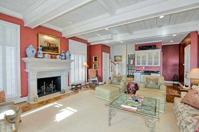 305 E Jennings Street, Newburgh, IN 47630