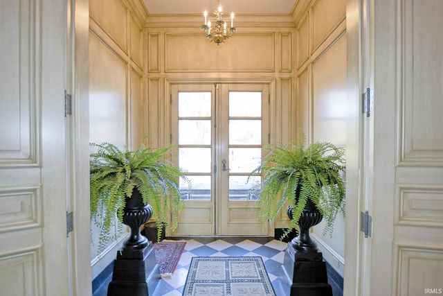 305 E Jennings Street, Newburgh, IN 47630