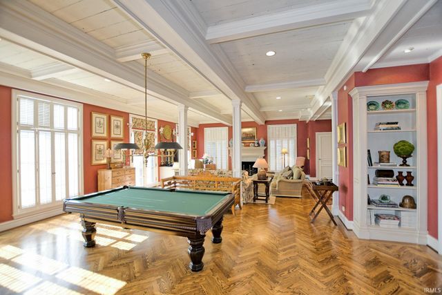 305 E Jennings Street, Newburgh, IN 47630