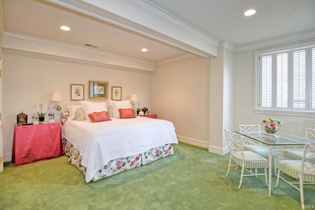 305 E Jennings Street, Newburgh, IN 47630