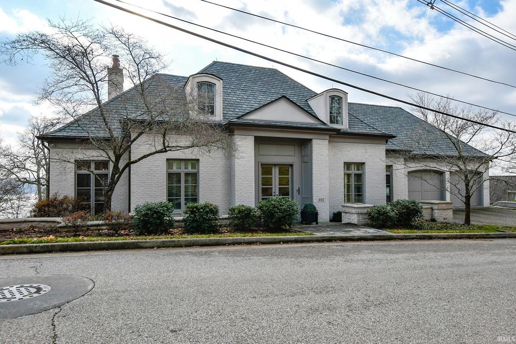 305 E Jennings Street, Newburgh, IN 47630