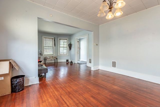 3800 Main Street, Stratford, CT 06614