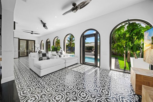 12905 Ixora Road, North Miami, FL 33181