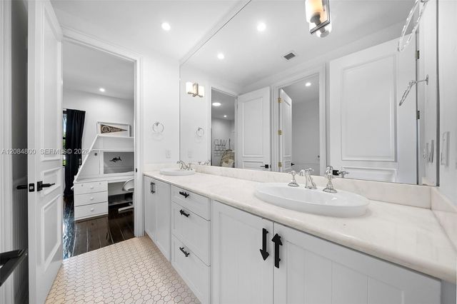 12905 Ixora Road, North Miami, FL 33181