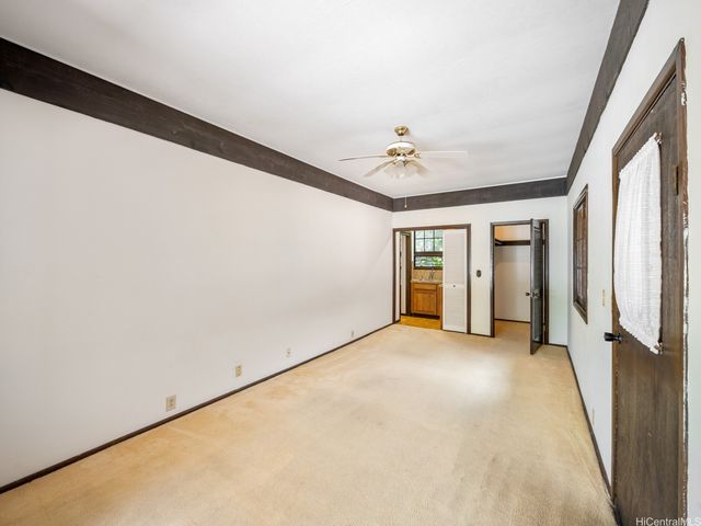 12 Lumahai Street, Honolulu, HI 96825