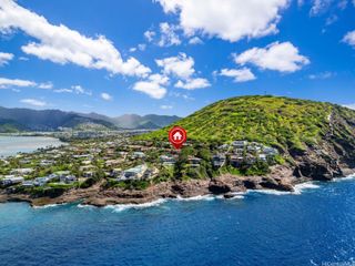 12 Lumahai Street, Honolulu, HI 96825