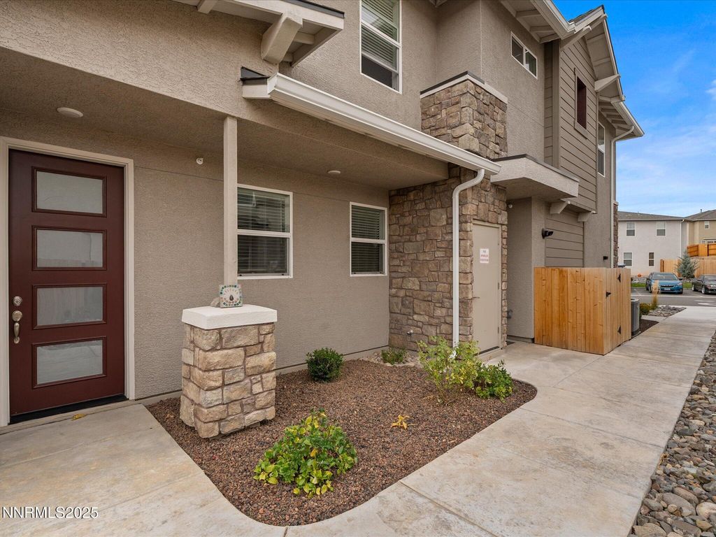 3621 Pulsar Lane UNIT 2, Carson City, NV 89705