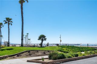 15 15th Street 8, Hermosa Beach, CA 90254