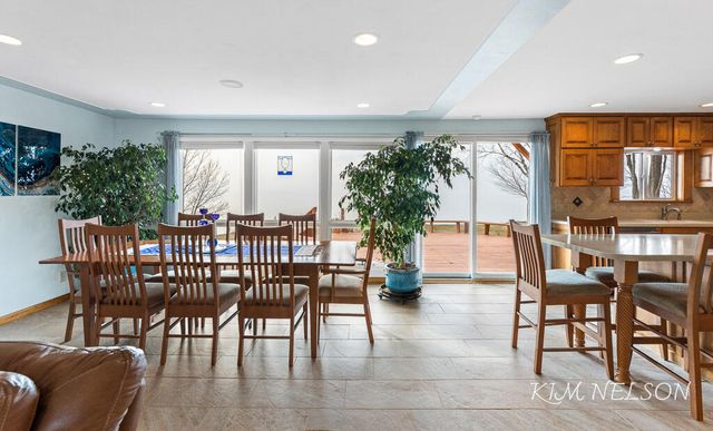 8937 S Indian Hills Road, Montague, MI 49437