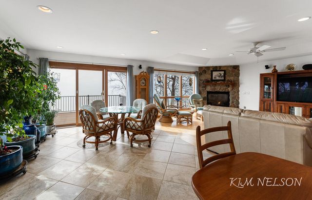 8937 S Indian Hills Road, Montague, MI 49437