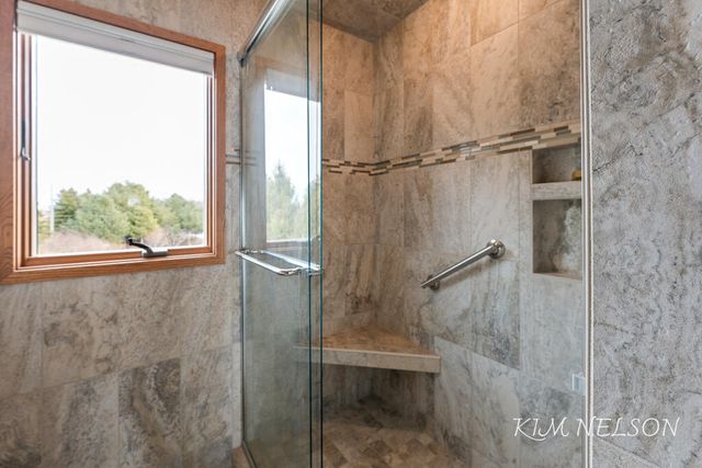8937 S Indian Hills Road, Montague, MI 49437