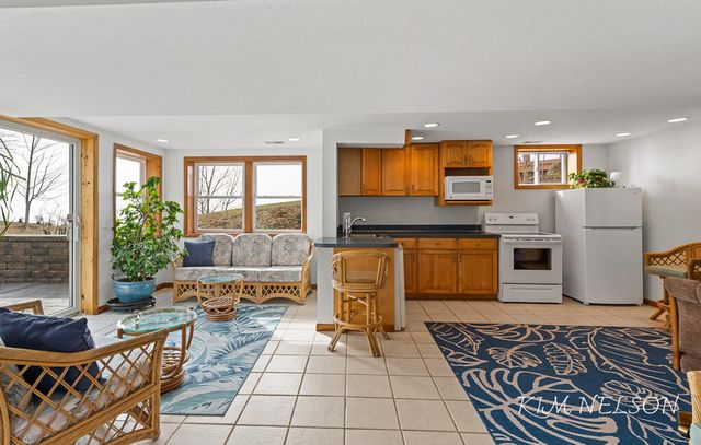 8937 S Indian Hills Road, Montague, MI 49437