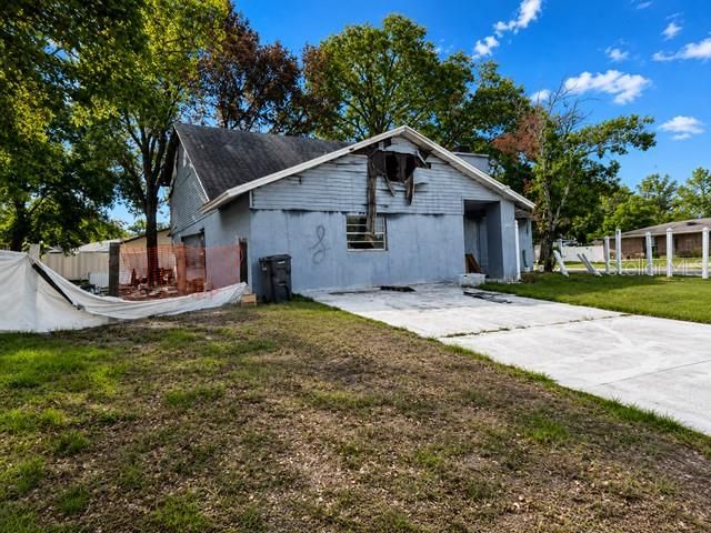 606 FOREST HILLS DRIVE, Brandon, FL 33510