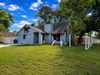 606 FOREST HILLS DRIVE, Brandon, FL 33510