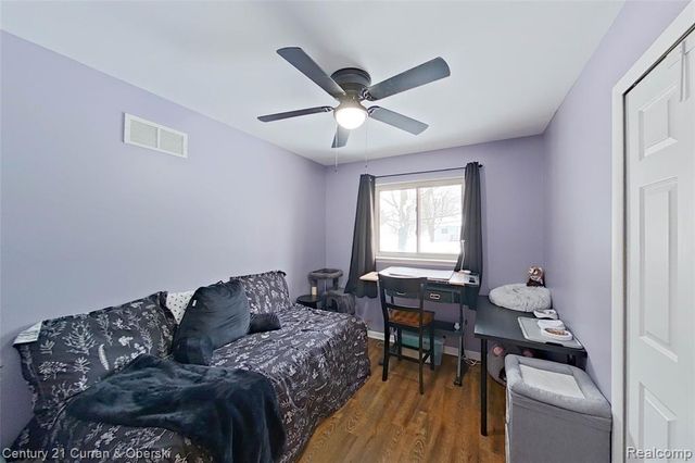 34455 Rhonswood Street, Farmington Hills, MI 48335