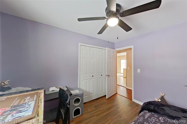 34455 Rhonswood Street, Farmington Hills, MI 48335