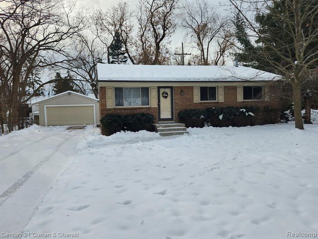 34455 Rhonswood Street, Farmington Hills, MI 48335