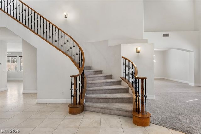 506 Sunset Villa Drive, Las Vegas, NV 89110