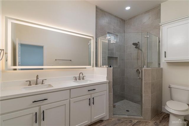 2211 Tomatillo Drive, Weslaco, TX 78596