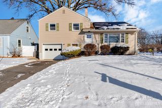 241 Cook Avenue, Middlesex, NJ 08846