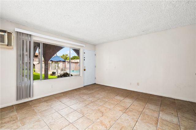 10030 Alondra 10, Bellflower, CA 90706