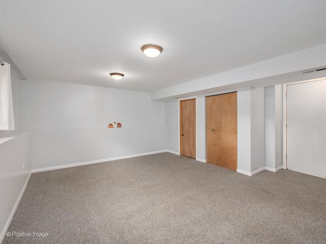 5798 Pershing Avenue, Downers Grove, IL 60516