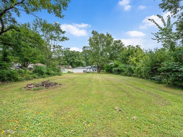5798 Pershing Avenue, Downers Grove, IL 60516