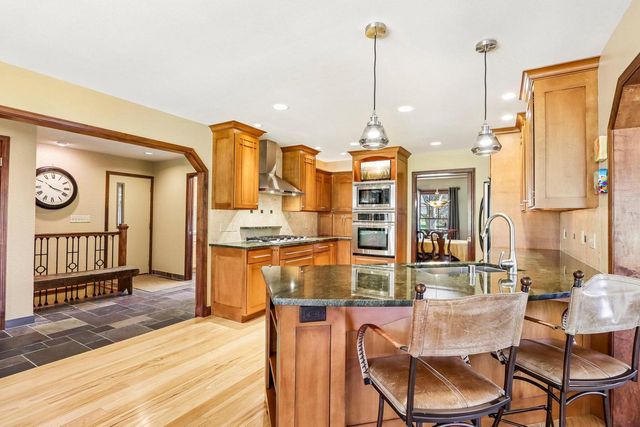 3491 Cumberland TRAIL, Slinger, WI 53086