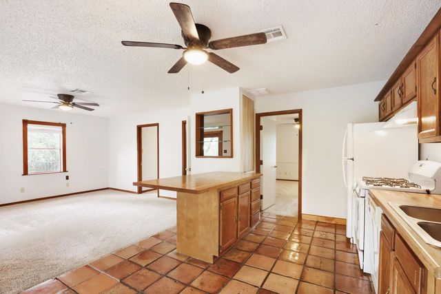 16109 Awalt DR B, Austin, TX 78734