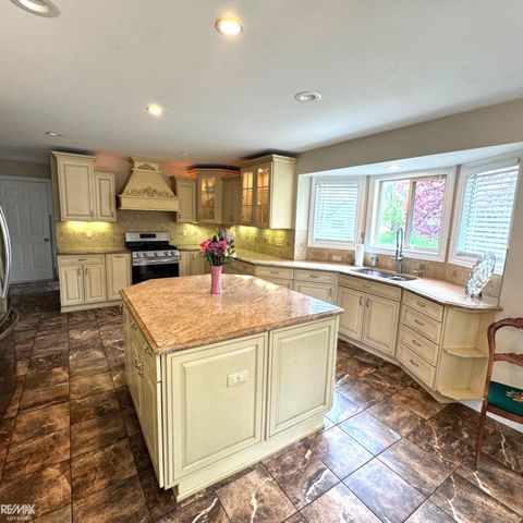 68135 Lake Angela Drive, Richmond, MI 48062