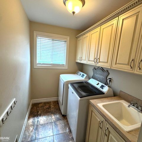 68135 Lake Angela Drive, Richmond, MI 48062