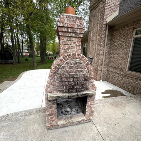 68135 Lake Angela Drive, Richmond, MI 48062